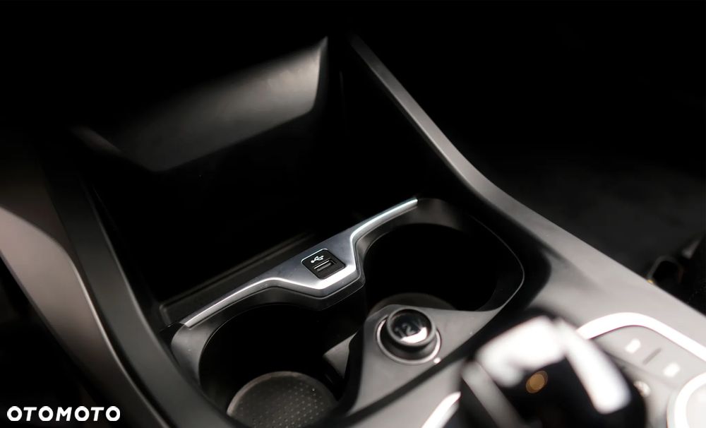 BMW Seria 1 118i Advantage - 38