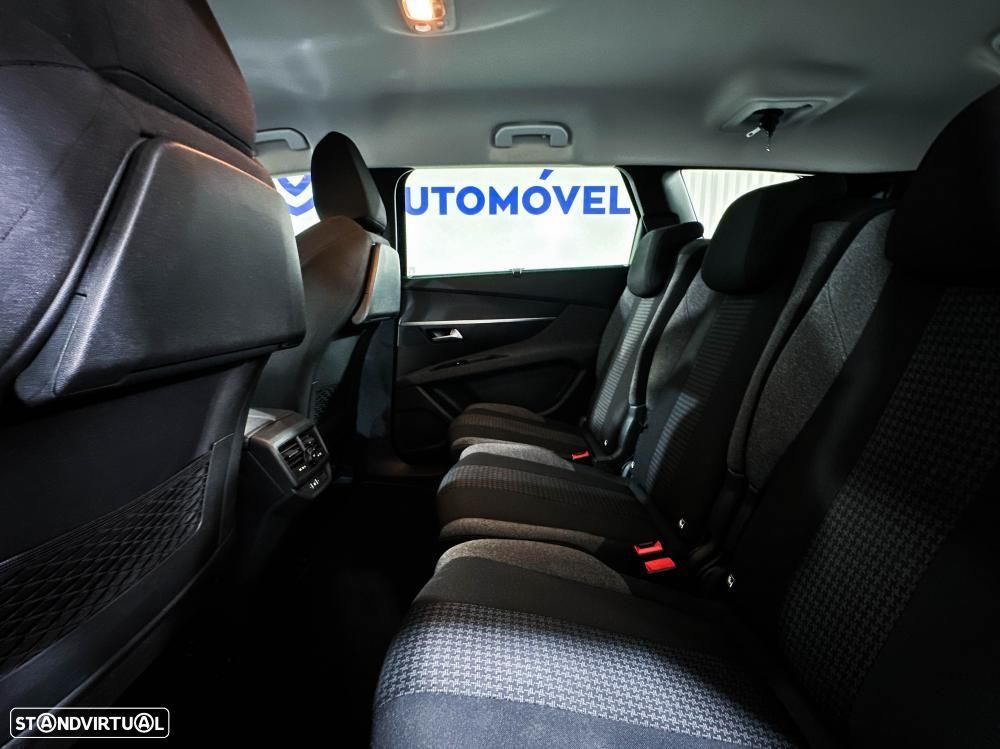 Peugeot 5008 1.5 BlueHDi Allure Pack EAT8 - 18