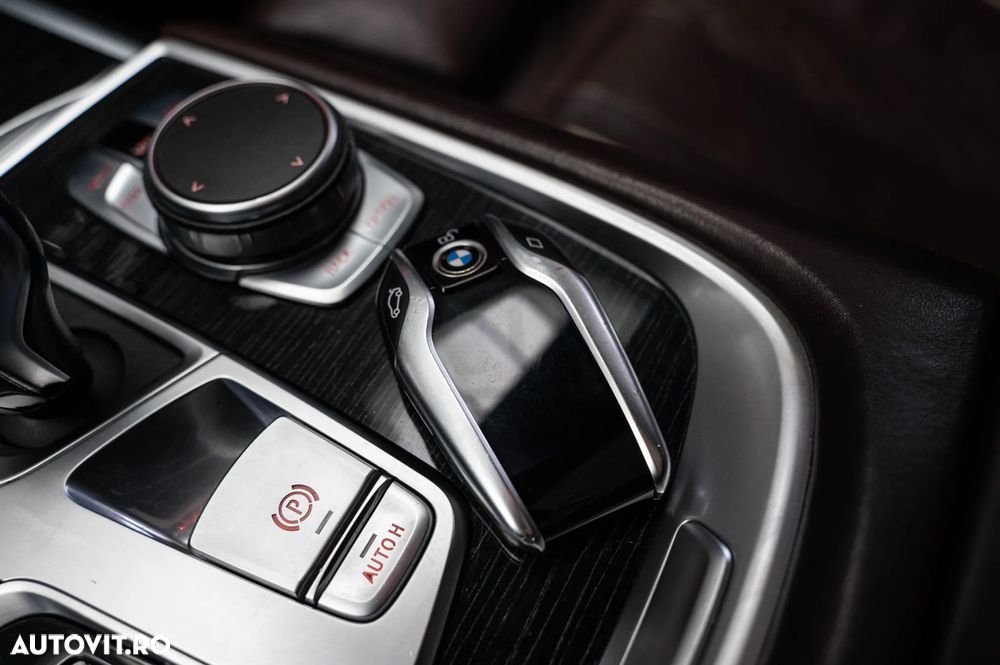 BMW Seria 7 740d xDrive - 15