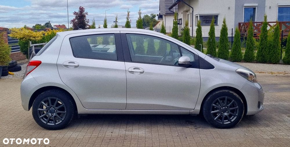 Toyota Yaris 1.33 Trend - 4