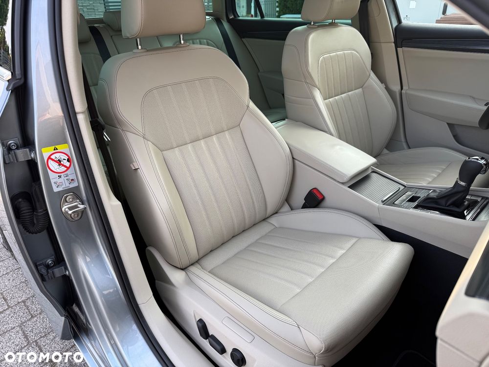 Skoda Superb 2.0 TDI DSG Style - 19