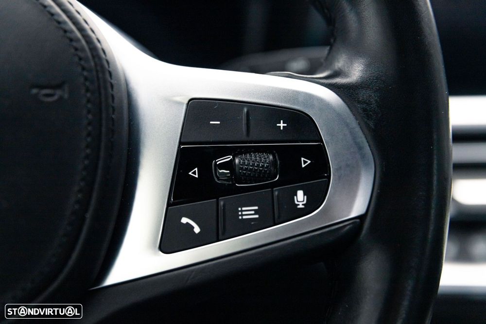 BMW 420 d Desportiva M Auto - 32