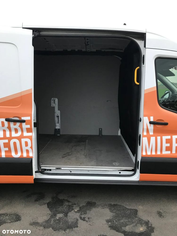 Ford Transit - 23