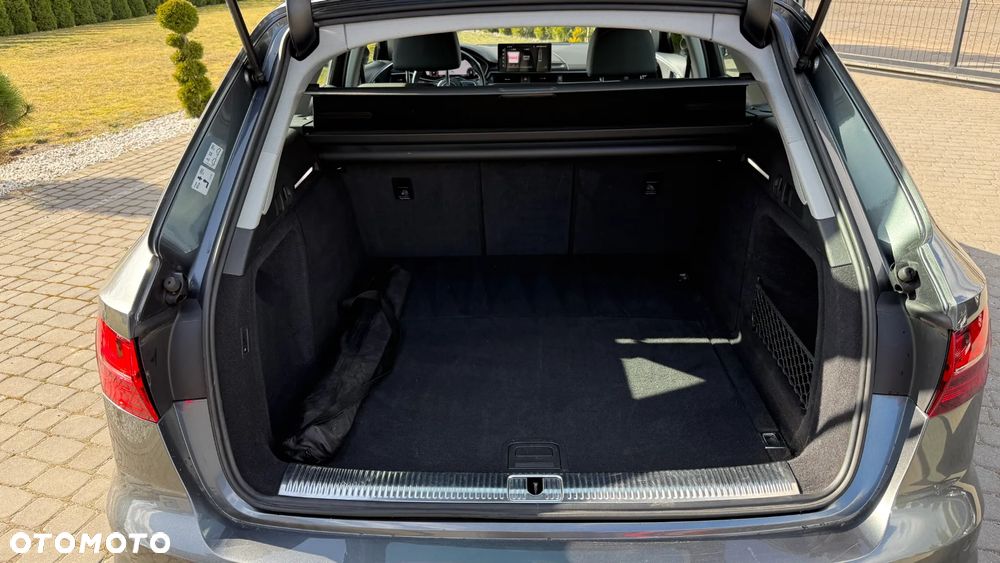 Audi A4 Avant 30 TDI S tronic S line - 22
