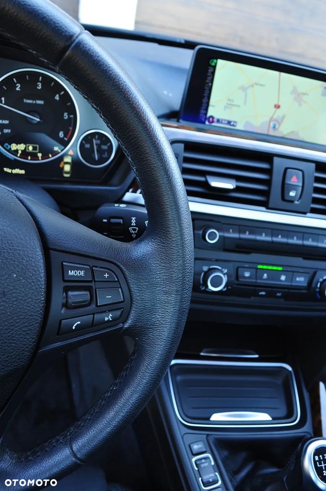 BMW Seria 3 320d - 15