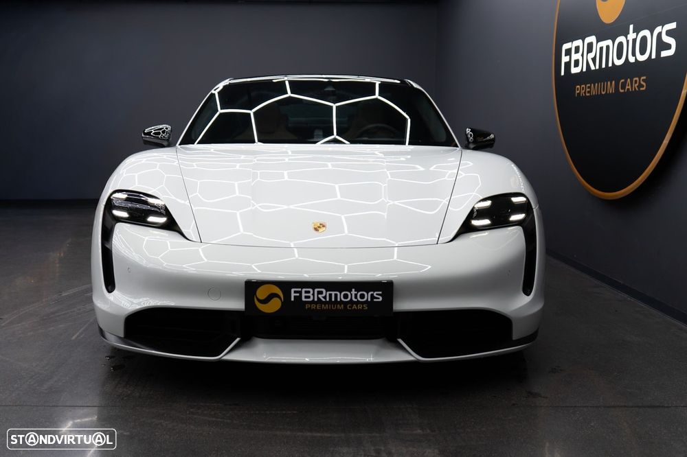 Porsche Taycan Turbo - 3