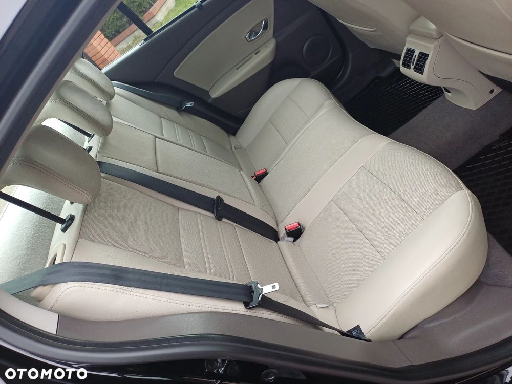 Renault Fluence 1.5 dCi Limited - 10