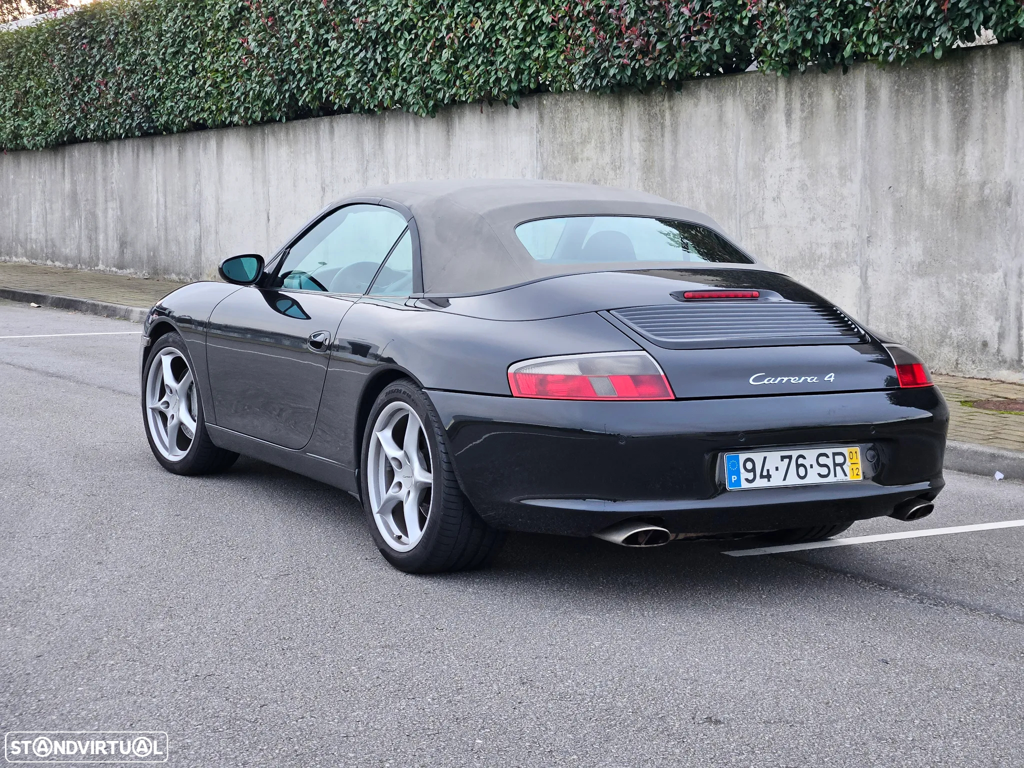 Porsche 911 (996) Carrera 4 - 6