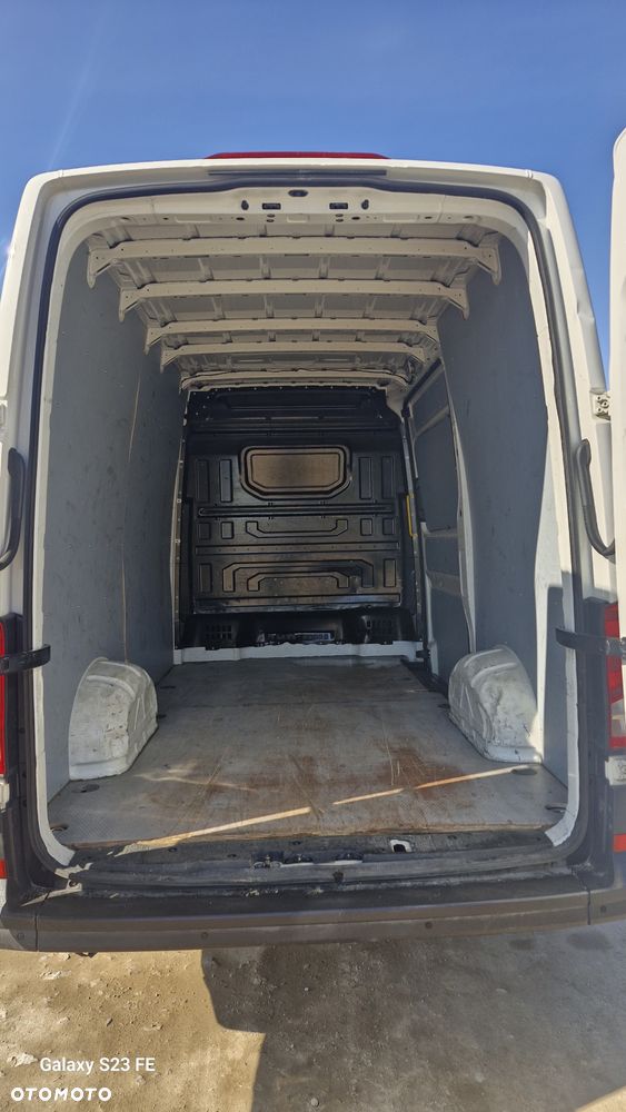 Volkswagen Crafter - 10