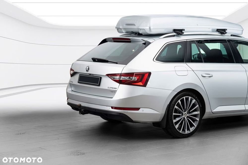 Skoda Superb 2.0 TDI 4x4 DSG L&K - 4