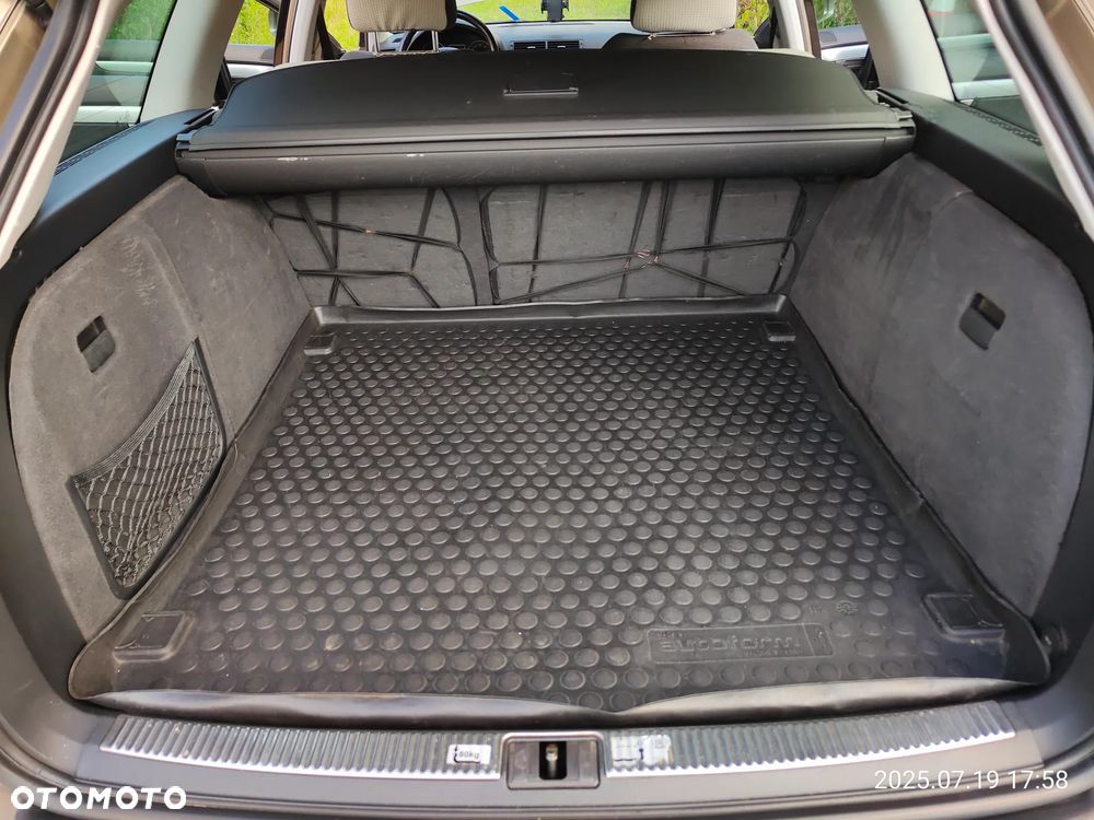 Audi A4 Avant 2005 photo 4