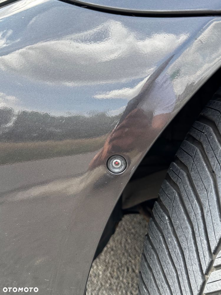 BMW Seria 5 520d xDrive Luxury Line - 17