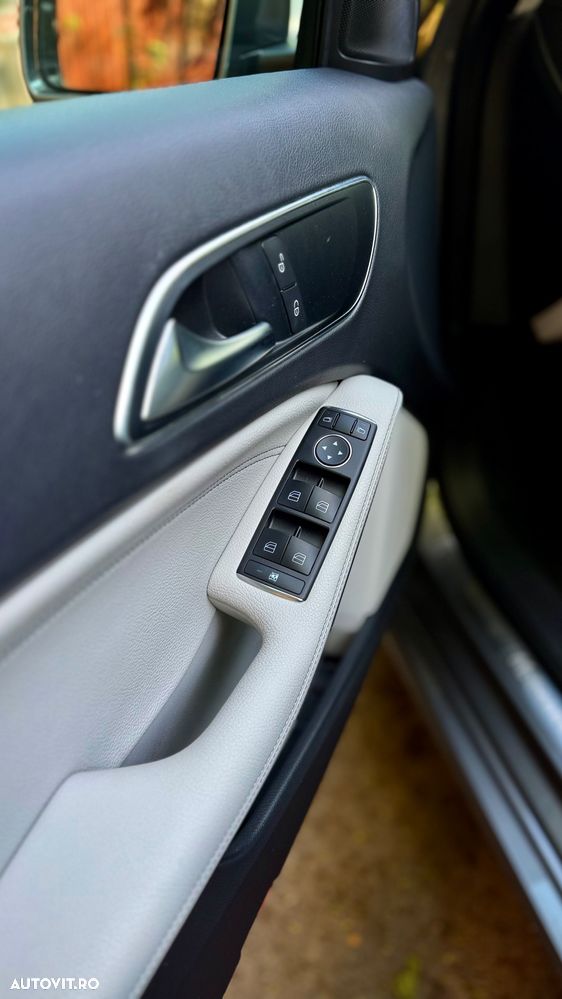 Mercedes-Benz A 180 - 13