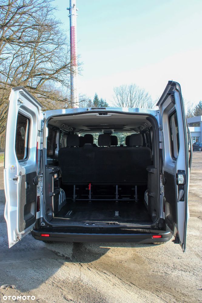 Renault Trafic - 19