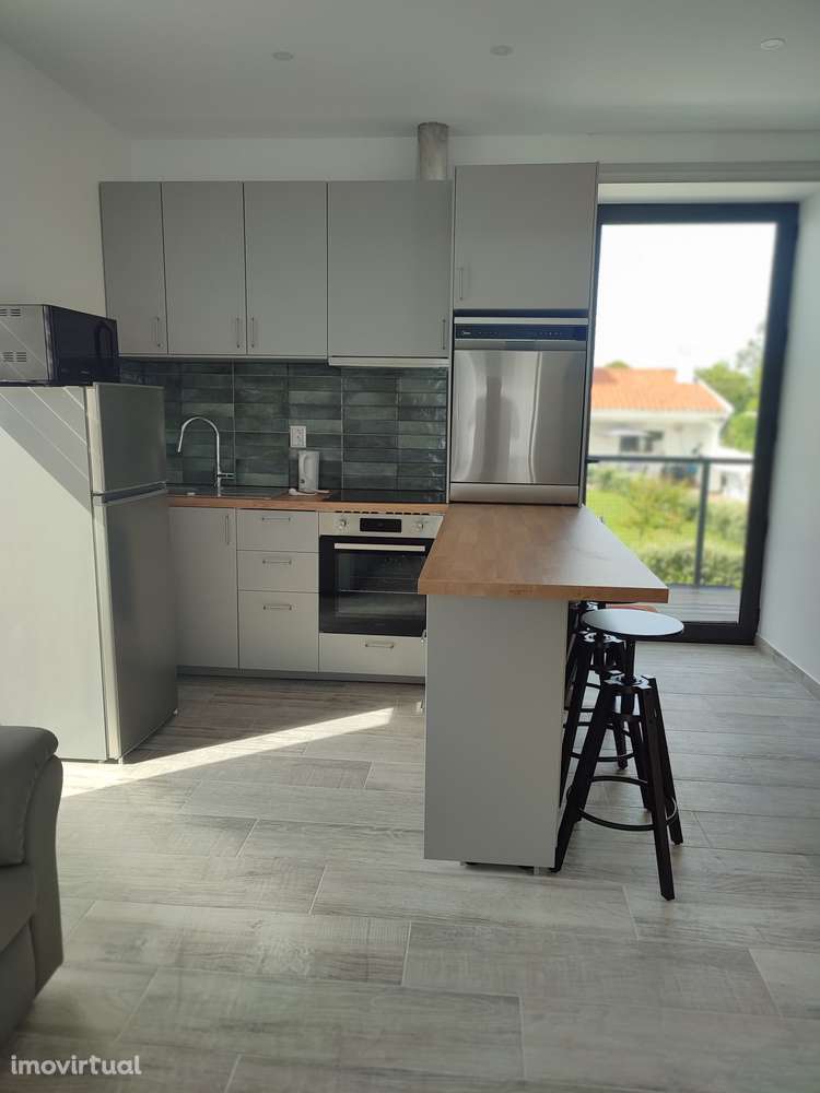 ANDAR MORADIA T2 EM ZONA TRANQUILA - Grande imagem: 3/11