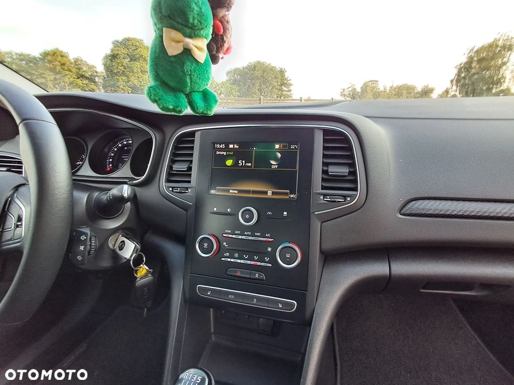 Renault Megane ENERGY TCe 100 LIFE - 26