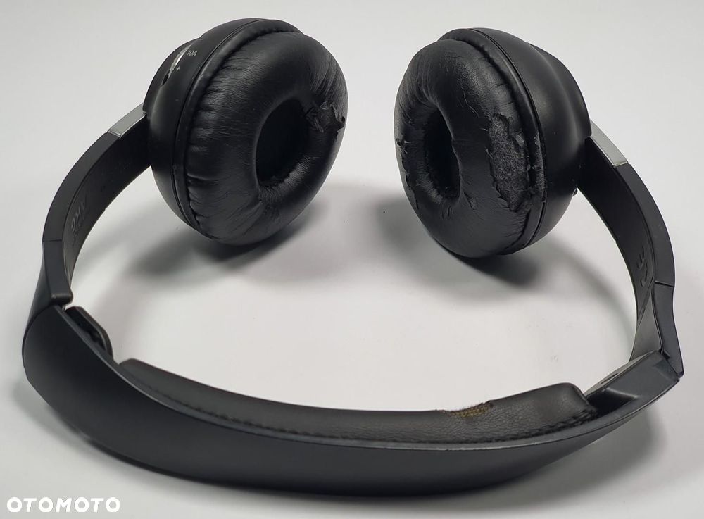 SŁUCHAWKI BEZPRZEWODOWE + ETUI MERCEDES GL X164 - 6