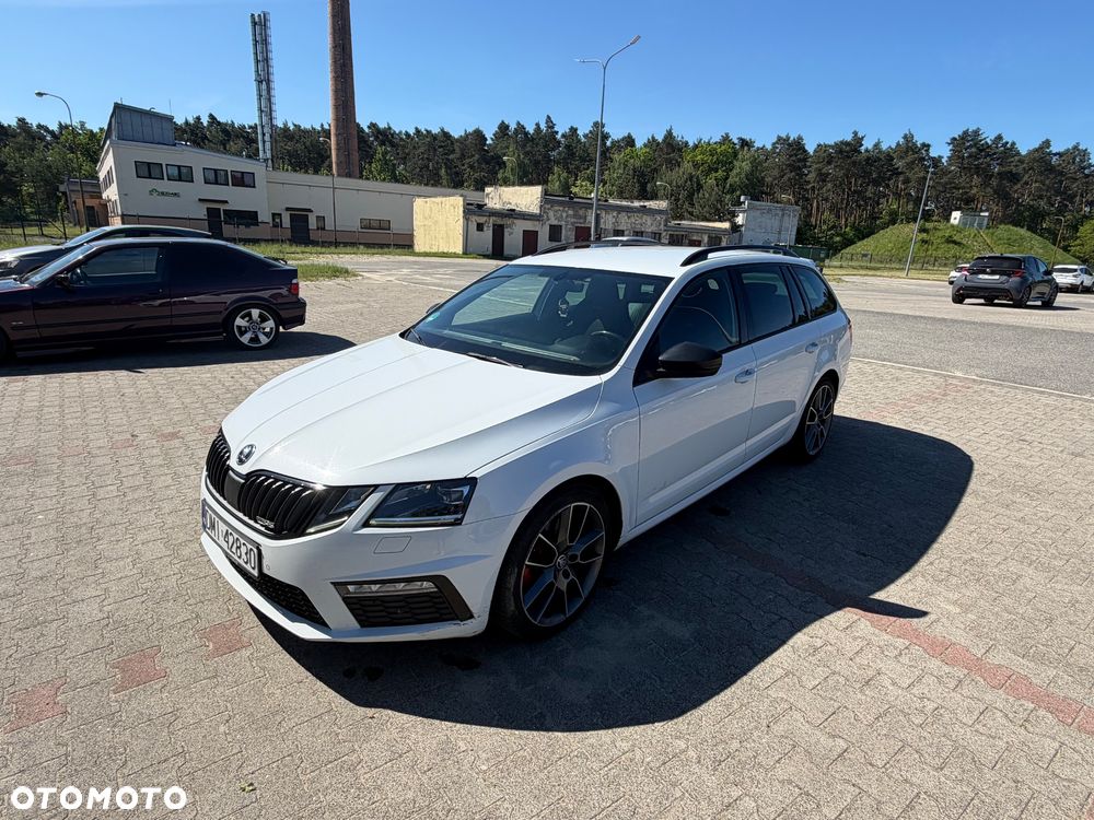 Skoda Octavia 2.0 TDI RS DSG - 4