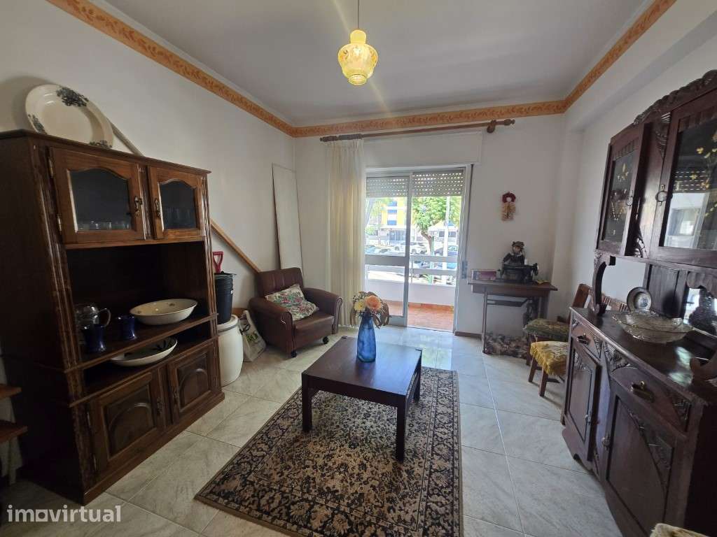 Simpático Apartamento T3, em prédio com elevador, no centro de Tavira - Grande imagem: 5/21
