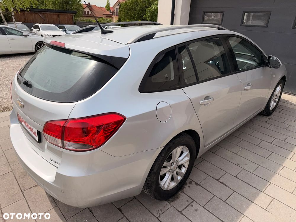 Chevrolet Cruze 1.4 T LT+ - 23