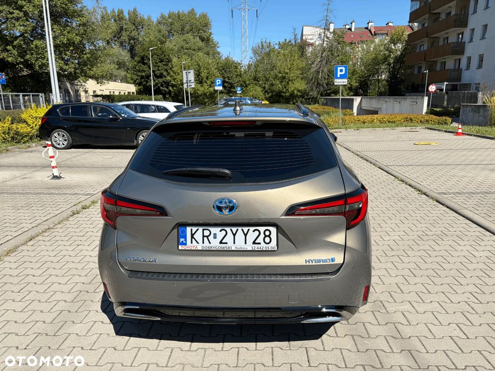 Toyota Corolla - 5