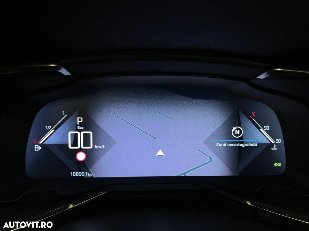 DS Automobiles DS 7 Crossback 1.6 PureTech 180 S&S EAT8 RIVOLI - 40