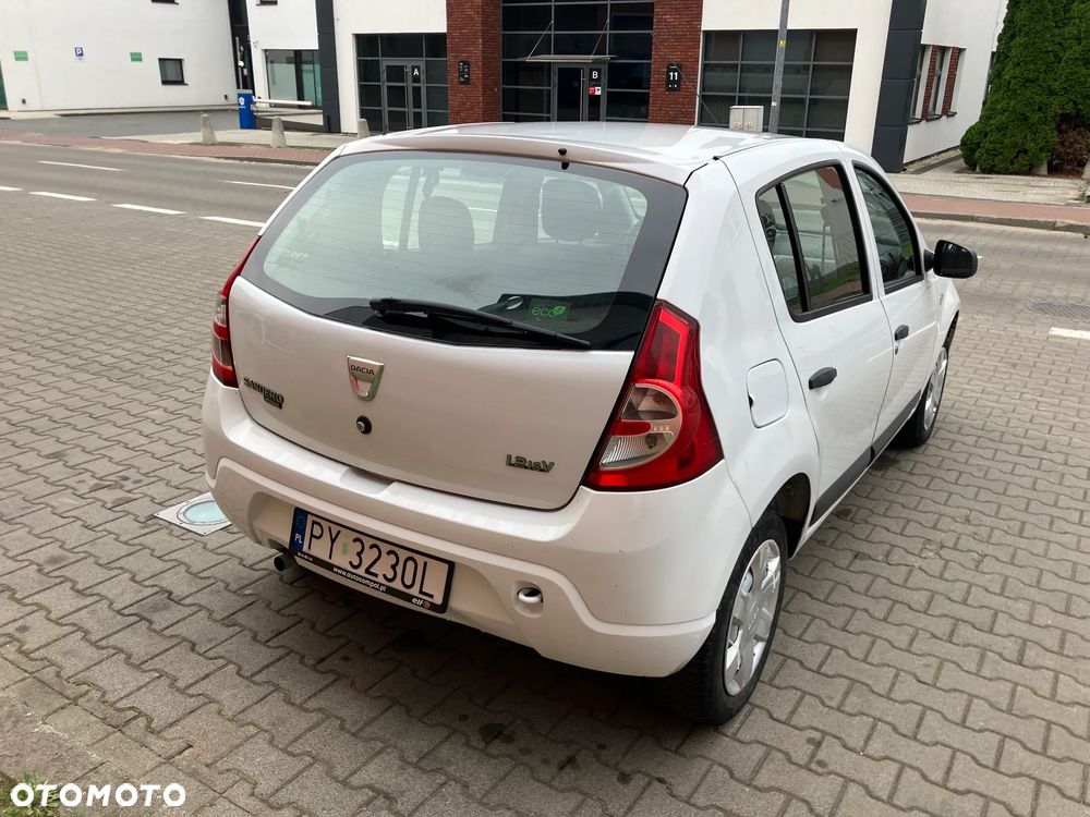 Dacia Sandero 1.2 16V Laureate - 5