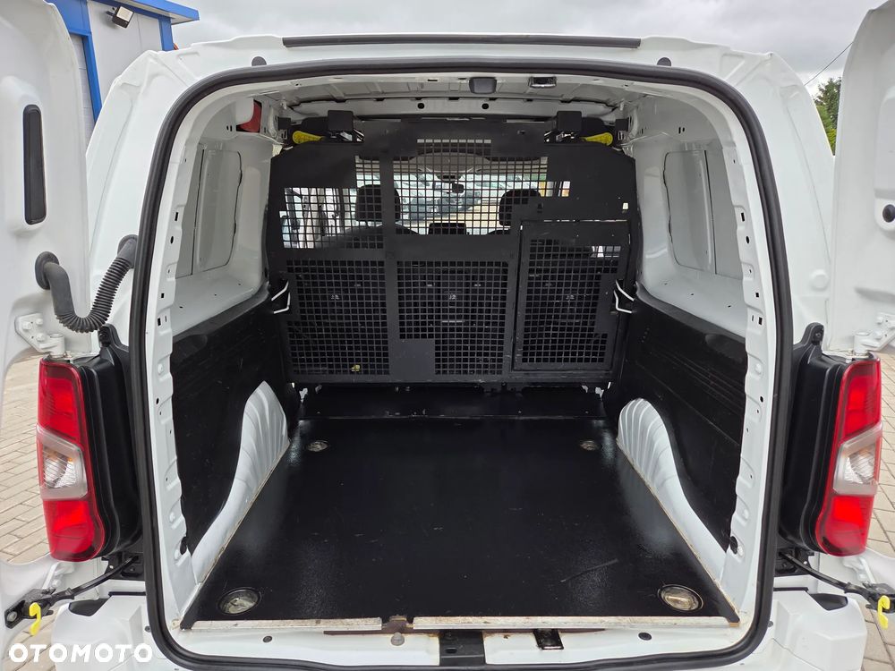 Opel Combo XL 1.5 CDTI Enjoy S&S - 21