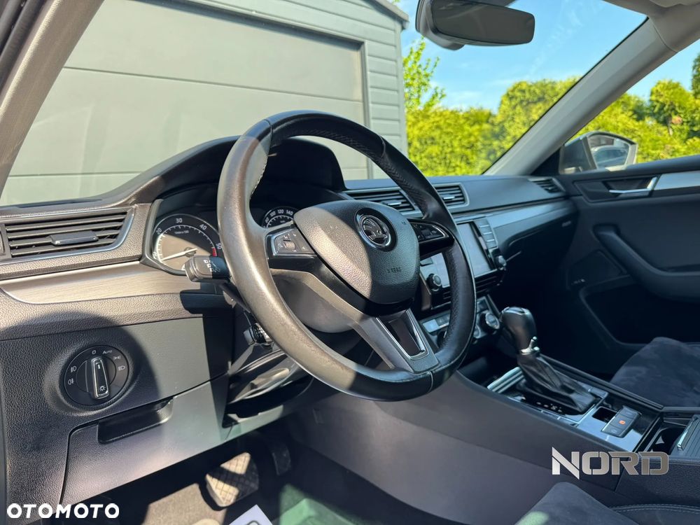 Skoda Superb 2.0 TDI DSG Style - 12
