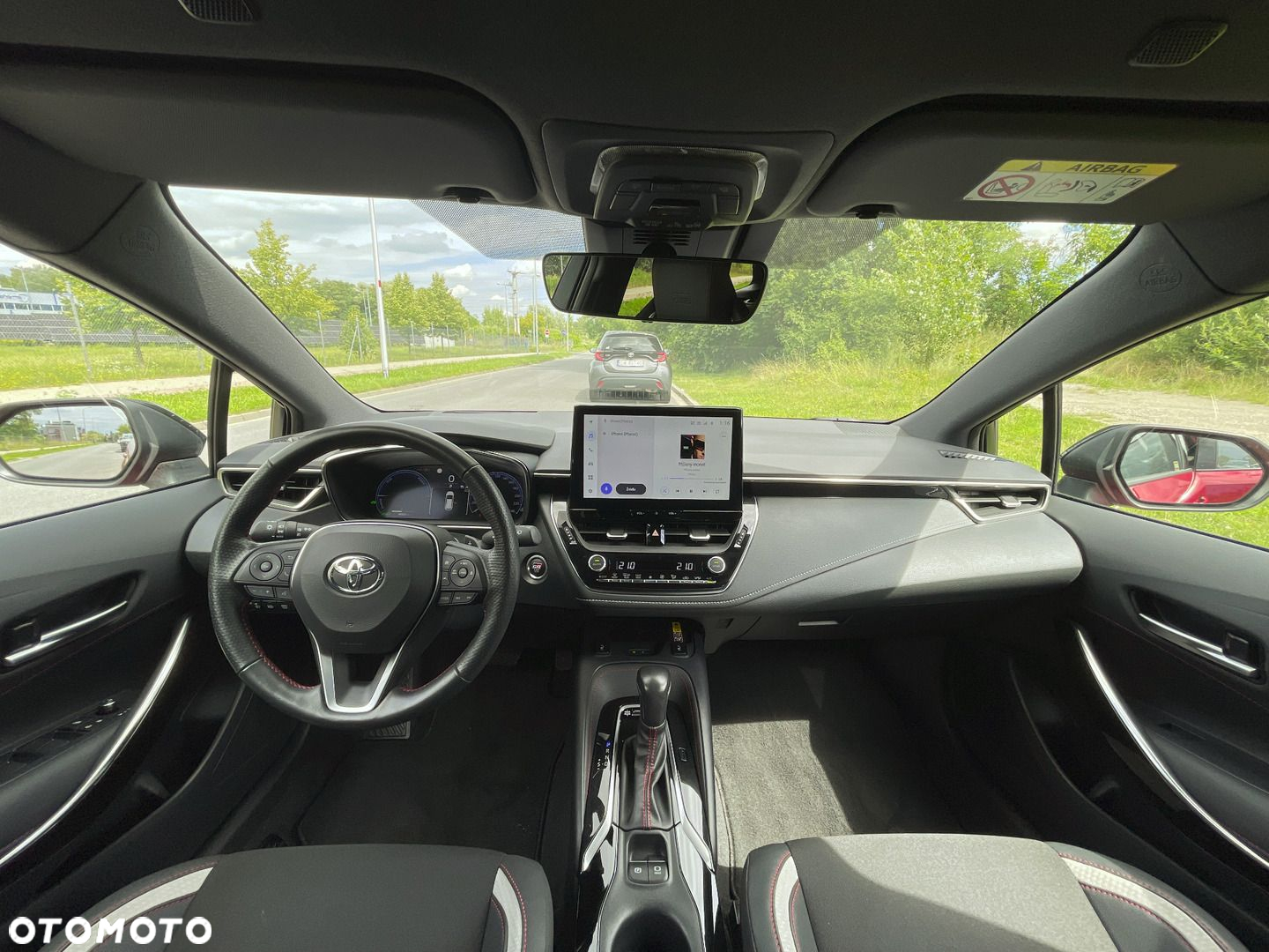 Toyota Corolla 2.0 Hybrid GR Sport Dynamic - 14