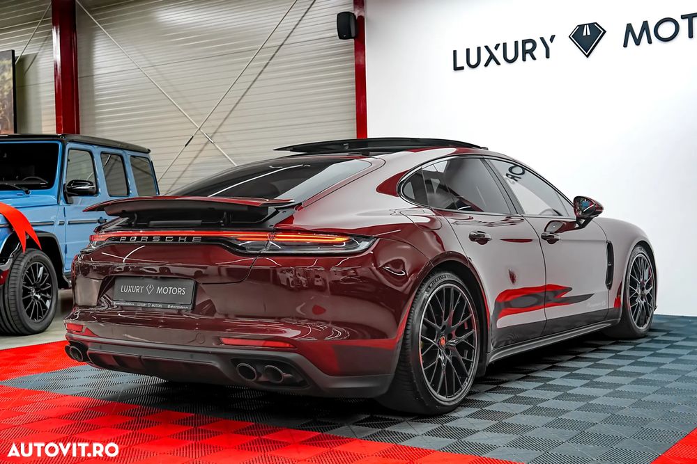 Porsche Panamera 4S E-Hybrid - 12