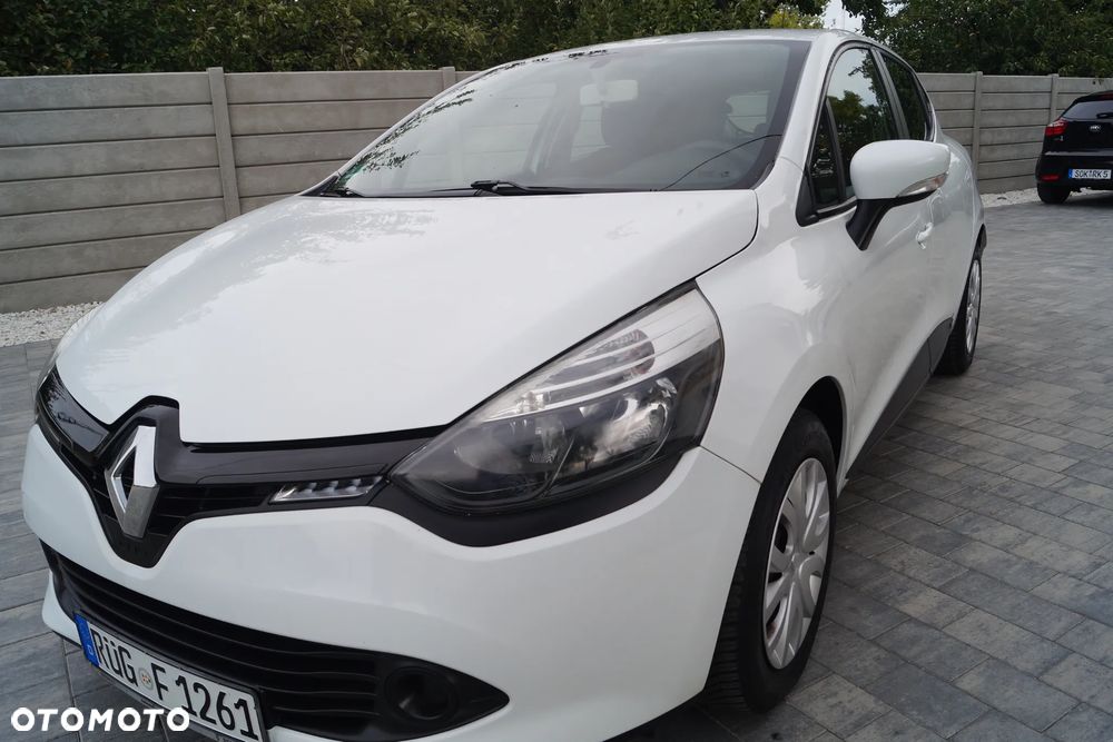 Renault Clio 1.2 16V 75 LIMITED - 12