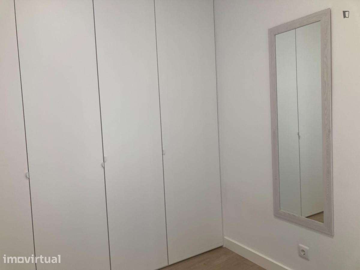 Apartamento com 1 quartos - localizado em Montarroio Coimbra - Grande imagem: 3/6