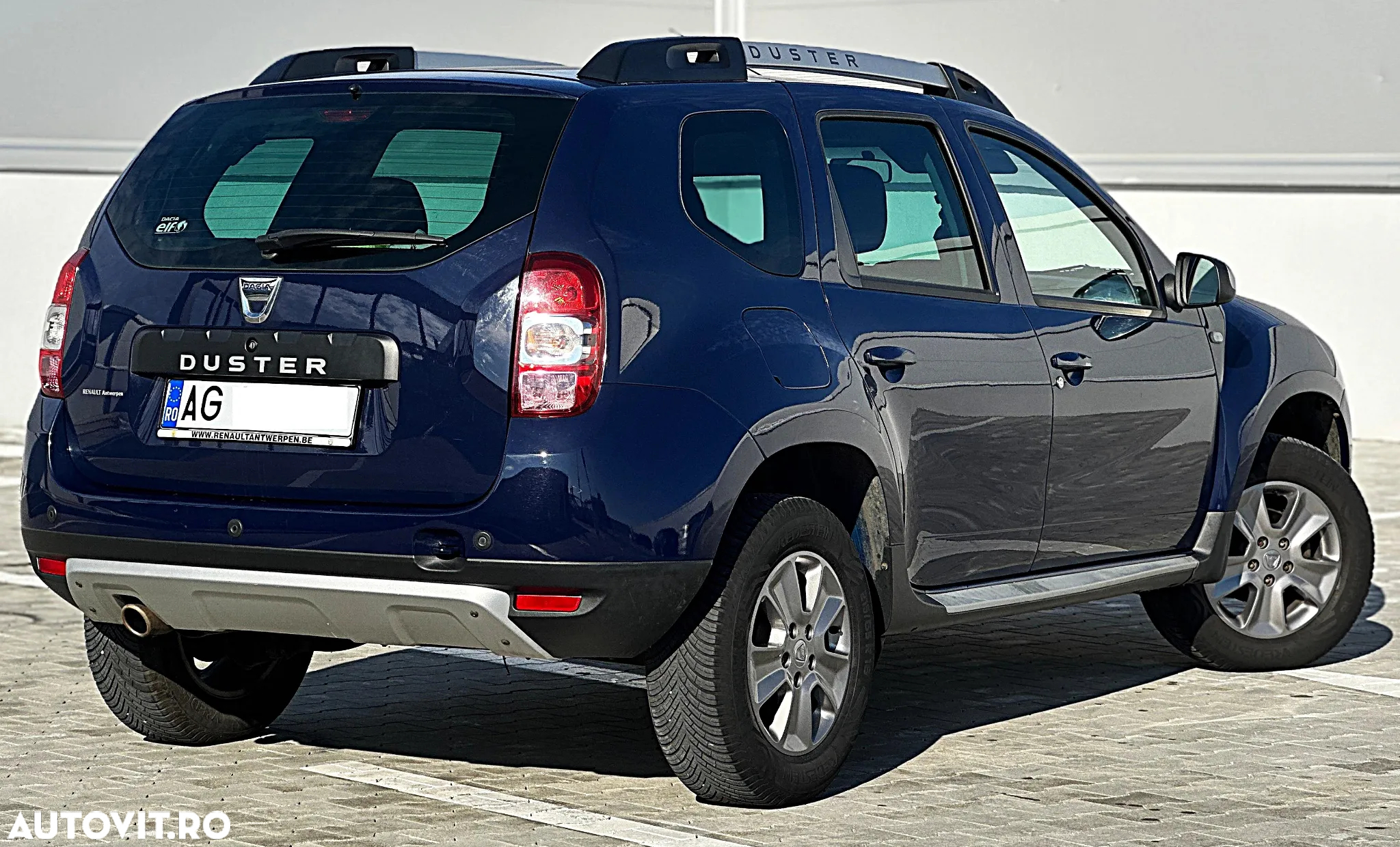Dacia Duster 1.6 4x2 Prestige - 4