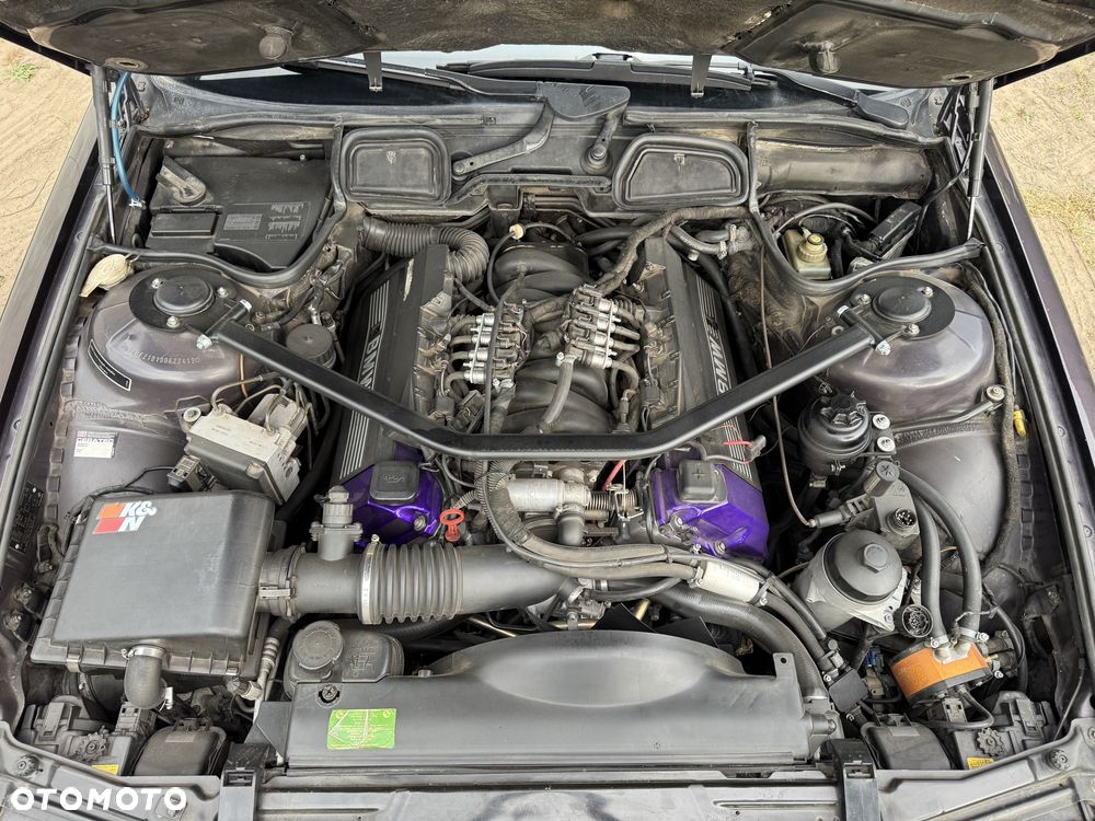 BMW Seria 7 - 8