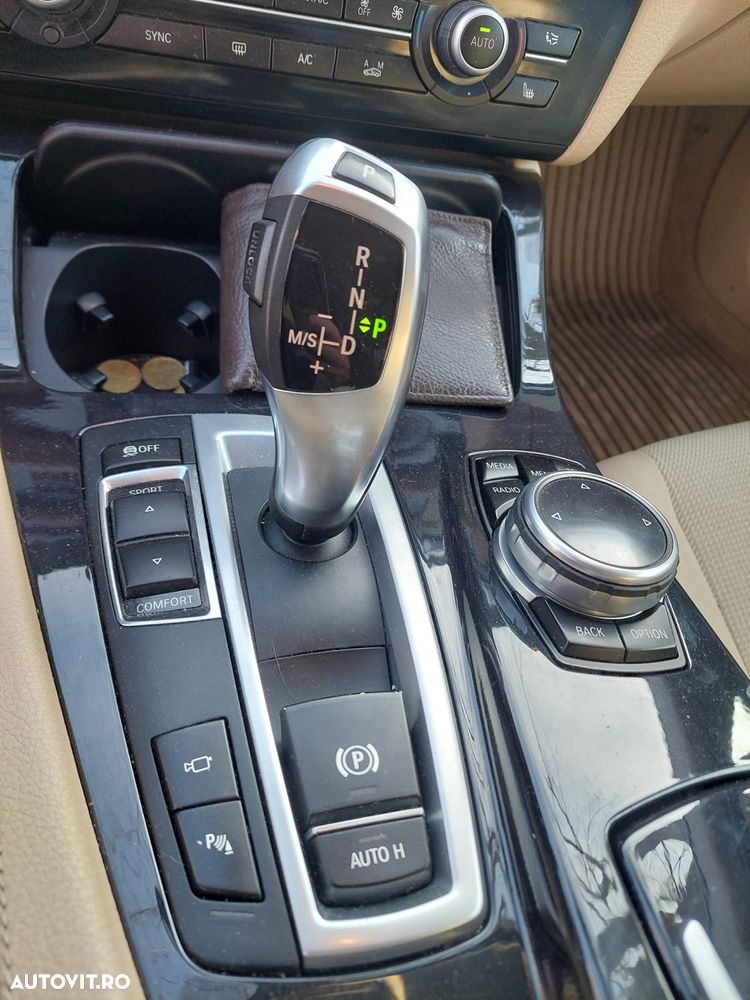 BMW Seria 5 520d Aut. Luxury Line - 5