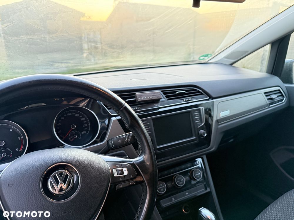 Volkswagen Touran 2.0 TDI BMT Active DSG - 13