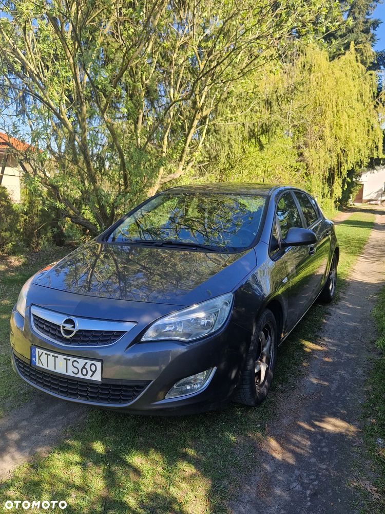 Opel Astra 1.4 T Enjoy - 1