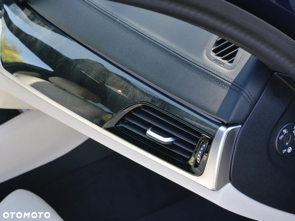 BMW Seria 5 540d xDrive mHEV M Sport sport - 27