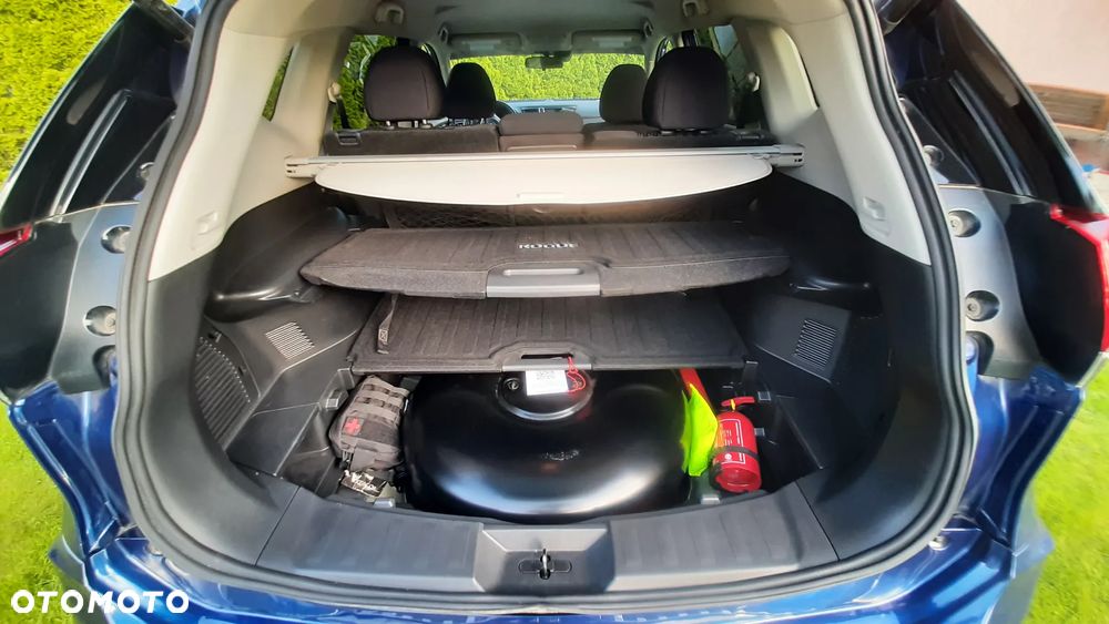 Nissan Rogue - 8