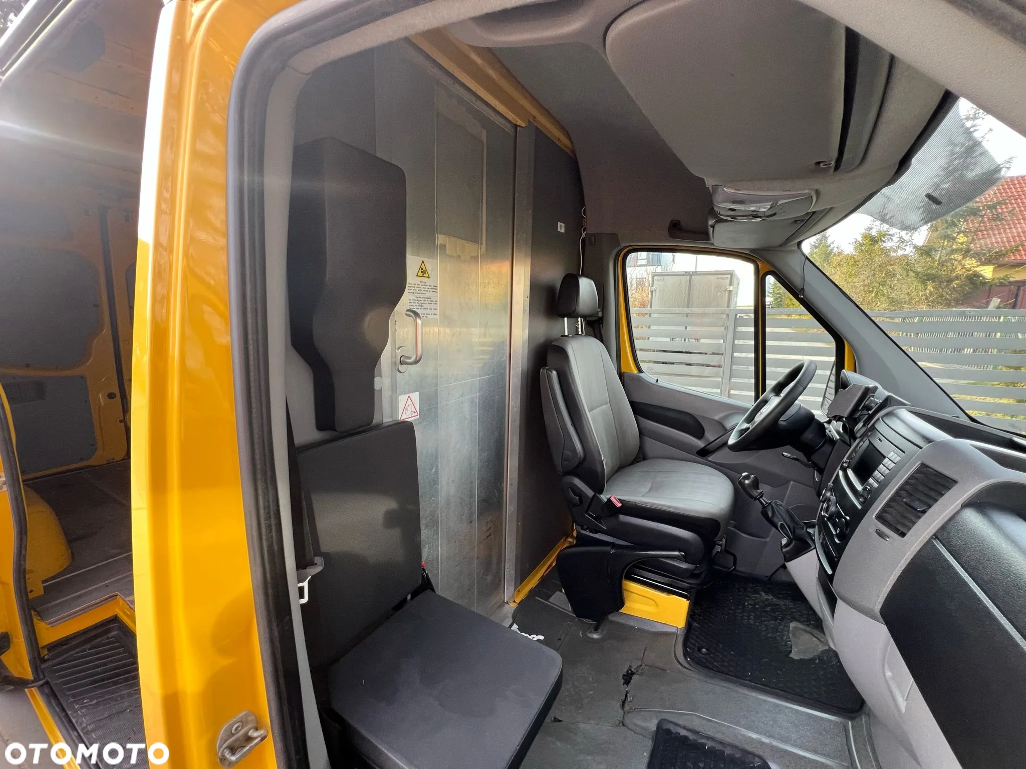 Volkswagen CRAFTER SREDNIAK KLIMATYZACJA - 13