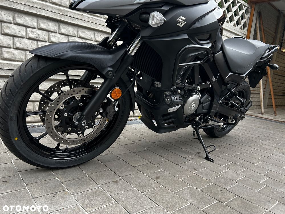 Suzuki V-STROM - 17