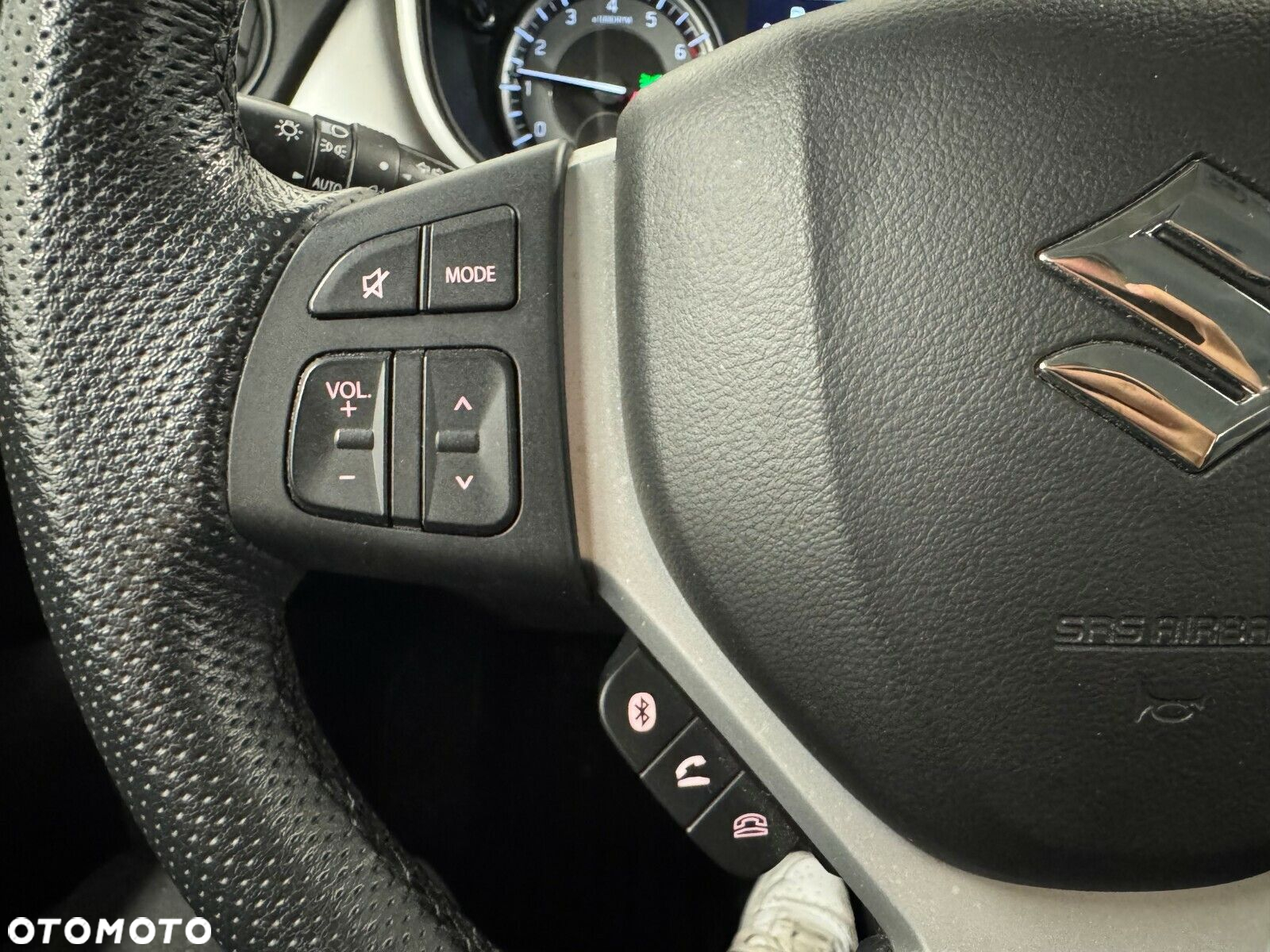 Suzuki Vitara - 16