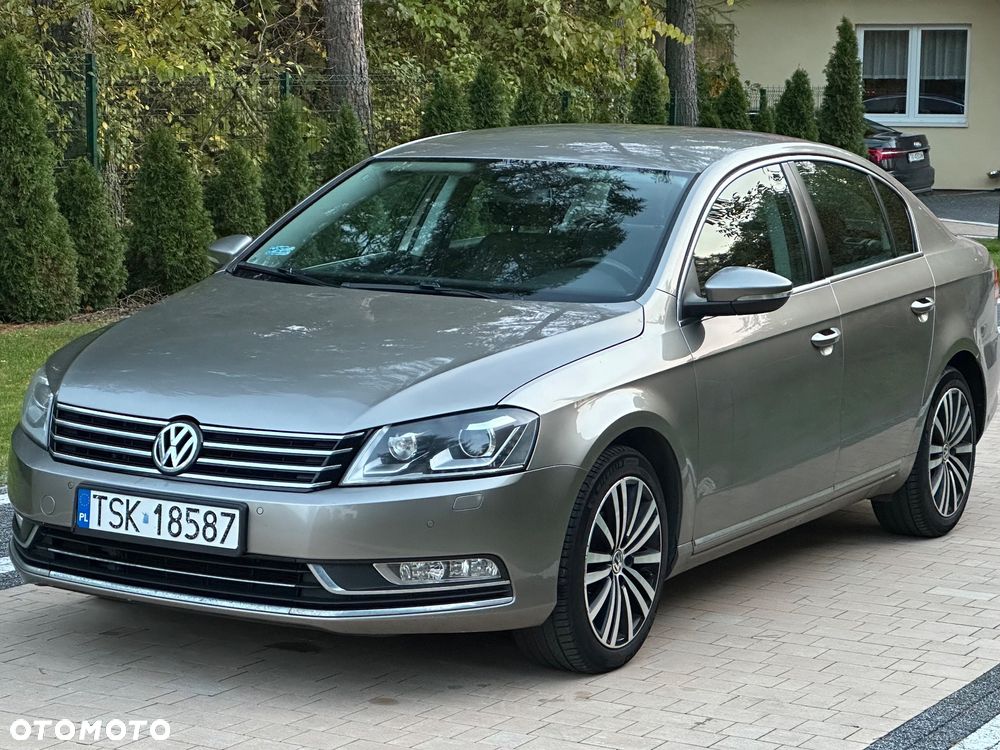 Volkswagen Passat 2.0 TDI Comfortline - 10