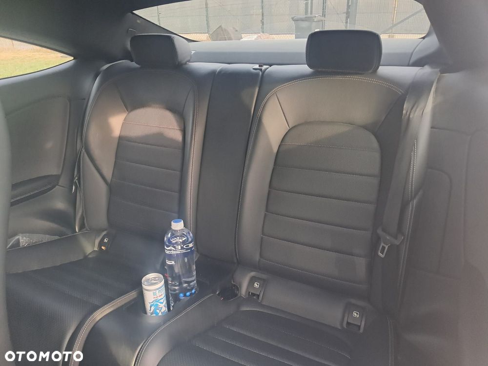 Mercedes-Benz Klasa C 220 d 4Matic 9G-TRONIC AMG Line - 12
