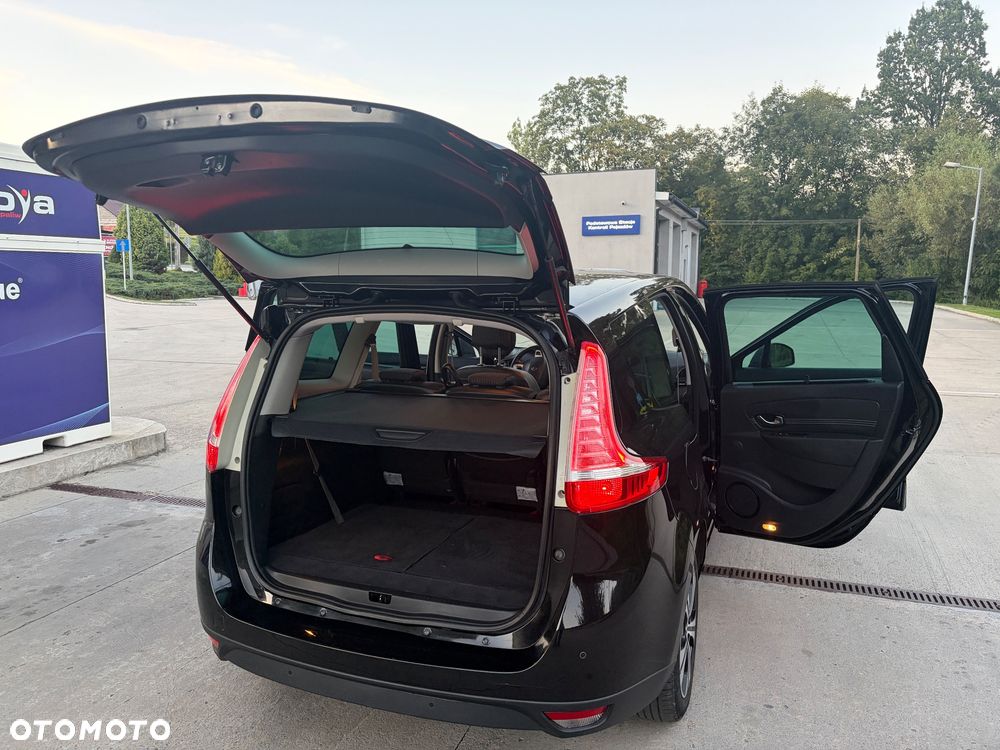 Renault Grand Scenic dCi 130 FAP Bose Edition - 6