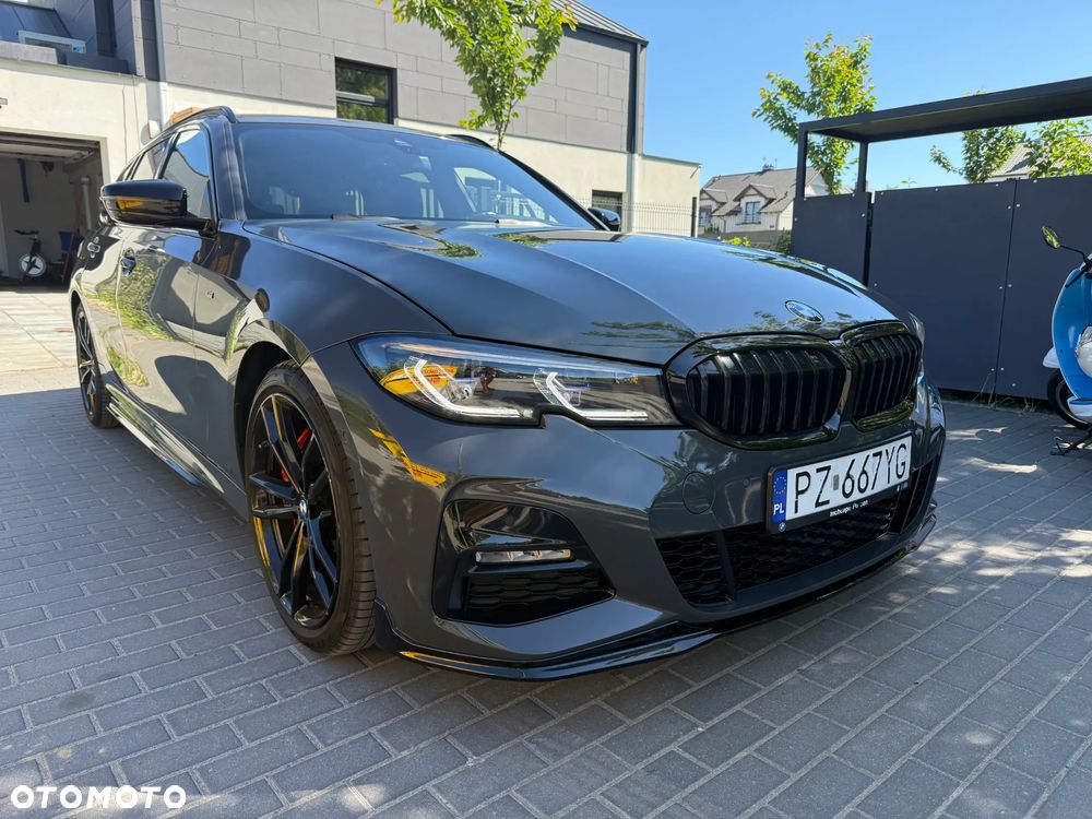 BMW Seria 3 330i xDrive M Sport sport - 3