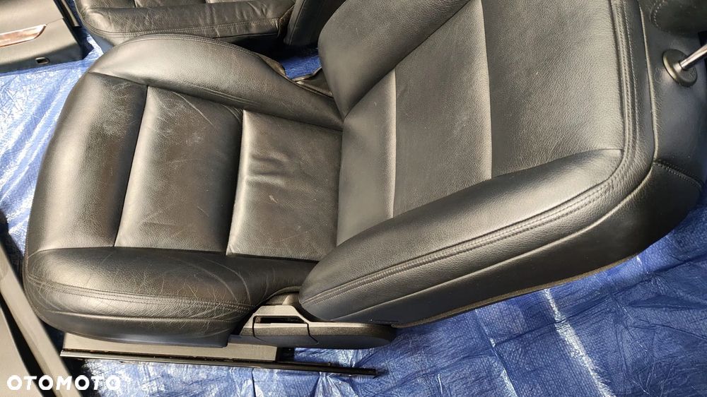 FOTELE KANAPA TUNEL ŚRODKOWY PODŁOKIETNIK BOCZKI DRZWI LED DEKORY TAPICERKA WNĘTRZE SKÓRA CZARNA GRZANA PAMIĘĆ FULL MASAŻE MERCEDES W221 LIFT KRÓTKI - 8