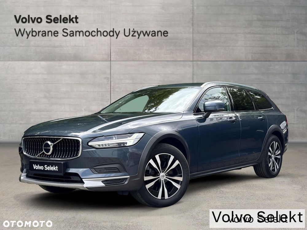 Volvo V90 Cross Country - 1