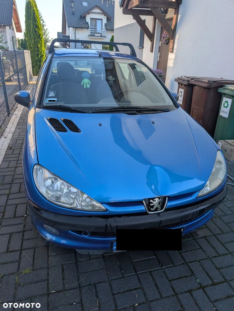 Peugeot 206 - 1